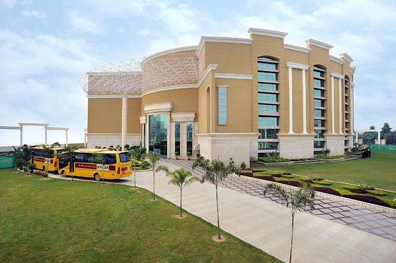 school in Indirapuram