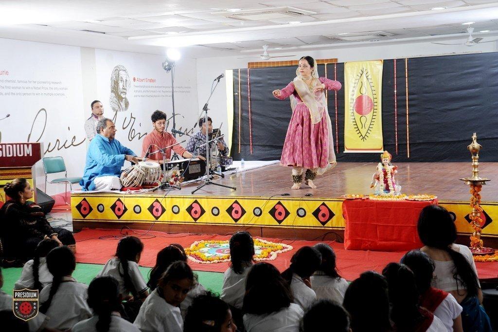 PRESIDIUM CELEBRATES INDIAN CLASSICAL DANCE ON WORLD DANCE DAY
