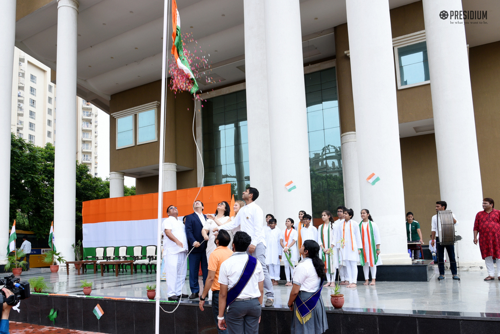 Presidium Gurgaon-57, MRS.SUDHA GUPTA CELEBRATES INDEPENDENCE DAY WITH PRESIDIANS