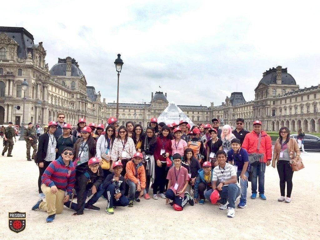 Presidians Explore Paris with Host Families on an Exchange Trip