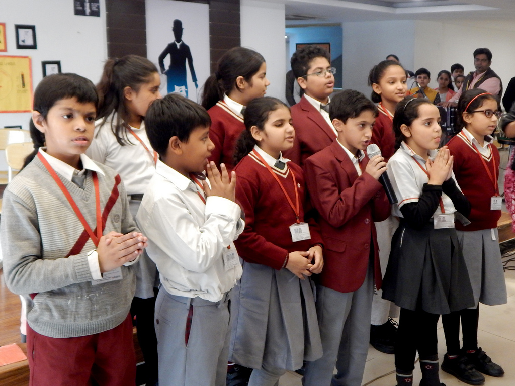 Presidium Gurgaon-57, YOUNG PRESIDIANS SENSITIZE AUDIENCE TOWARDS CHILD LABOUR ISSUES