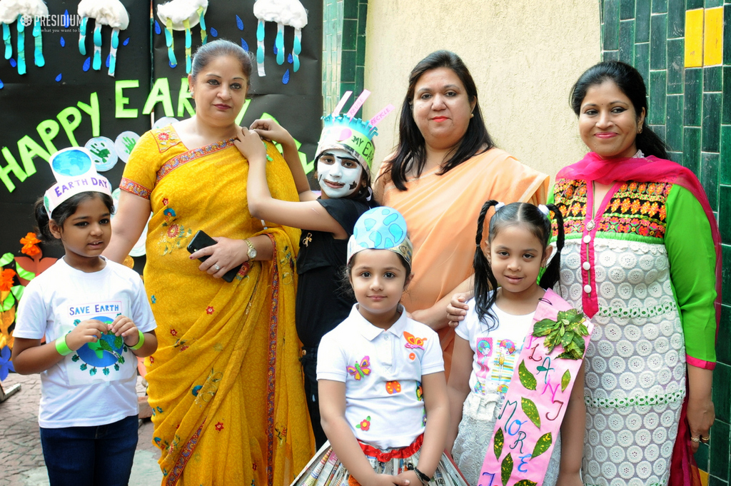 Presidium Vivek Vihar, SPREADING THE MESSAGE OF SAVING ENVIRONMENT ON WORLD EARTH DAY!