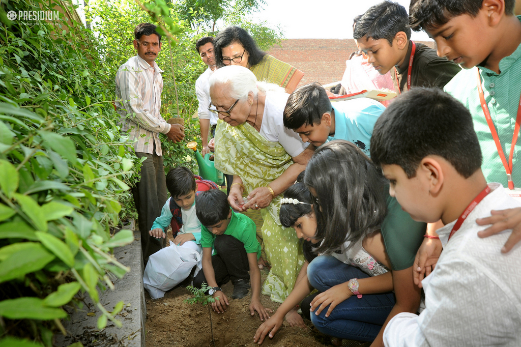 Presidium Gurgaon-57, EARTH DAY: SPREADING THE MESSAGE OF PROTECTING MOTHER EARTH!