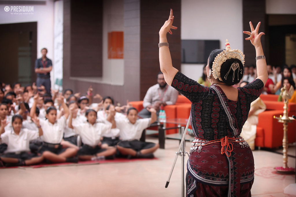 Presidium Gurgaon-57, SPIC MACAY EVENT ENLIVENS WITH MS. LOWEN'S SOULFUL PERFORMANCE