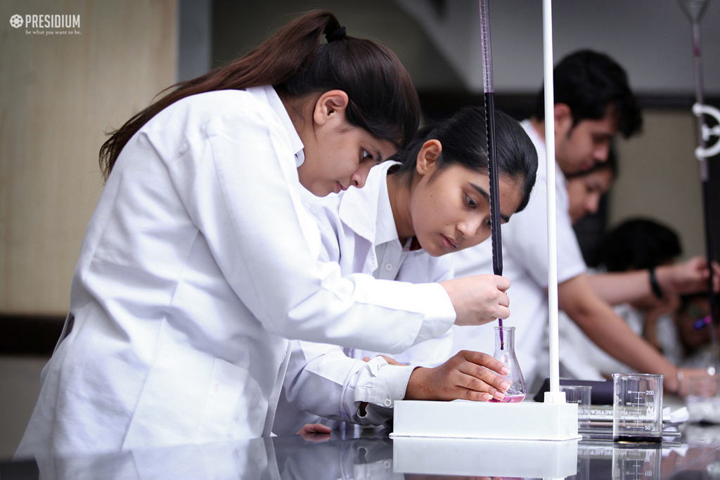 Presidium Indirapuram, YOUNG SCIENTISTS LEARN THE TECHNIQUE OF TITRATION