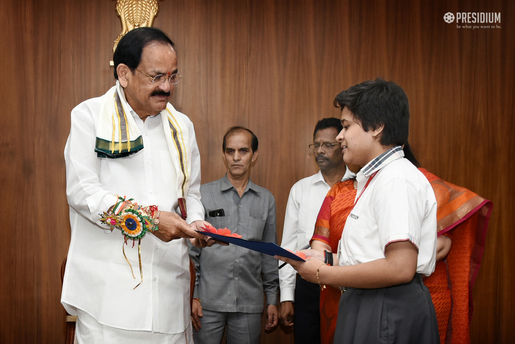 Presidium Indirapuram, PRESIDIANS  MEET VICE PRESIDENT SHRI VENKAIAH NAIDU ON RAKSHABANDHAN