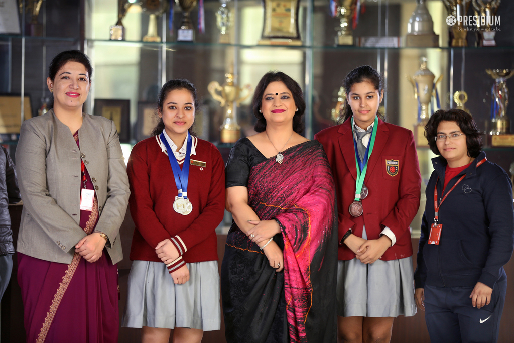 Presidium Indirapuram, VICTORIOUS STUDENTS SHARE THEIR WINNING MOMENTS WITH MRS. GUPTA