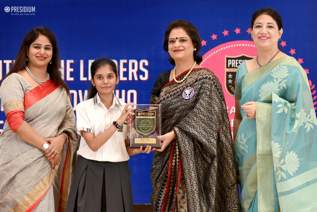 Presidium Indirapuram, ACADEMIC EXCELLENCE 2018:HONOURING THE ACADEMIC RIGOR OF STUDENTS