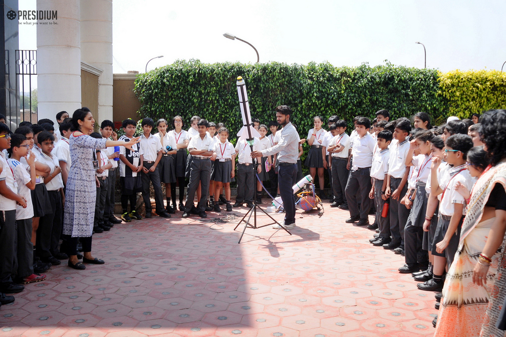 Presidium Gurgaon-57, PRESIDIANS INDULGE IN AN INTERESTING ASTRONOMY WORKSHOP!