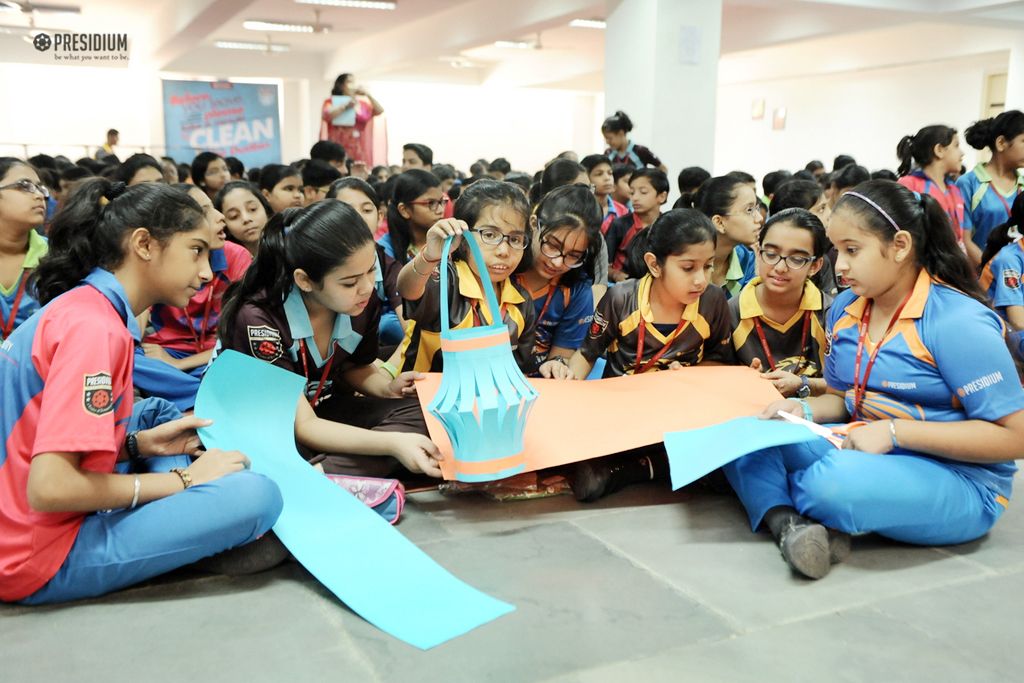 Presidium Gurgaon-57, PRESIDIANS DESIGN STRIKING LANTERNS & DIYAS FOR DIWALI DECORATION