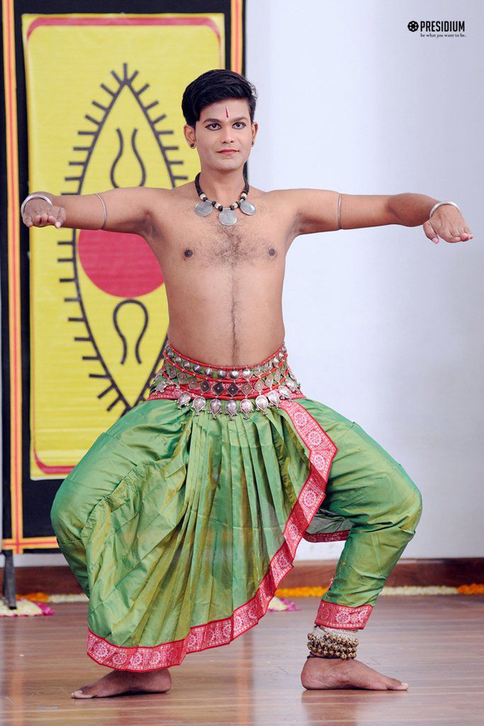 Presidium Indirapuram, PADMASHREE SMT. RANJANA ILLUMINATES PRESIDIUM ON WORLD DANCE DAY