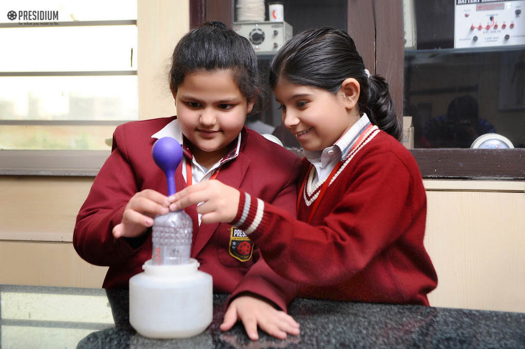 Presidium Gurgaon-57, PRESIDIANS LEARN ABOUT THE PROPERTIES OF AIR WITH AN EXPERIMENT