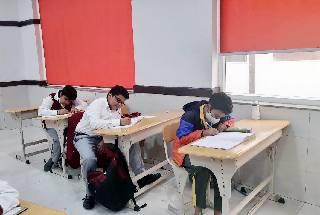 Presidium Rajnagar, STUDENTS ENHANCE THEIR GENERAL KNOWLEDGE WITH QUIZ COMPETITION