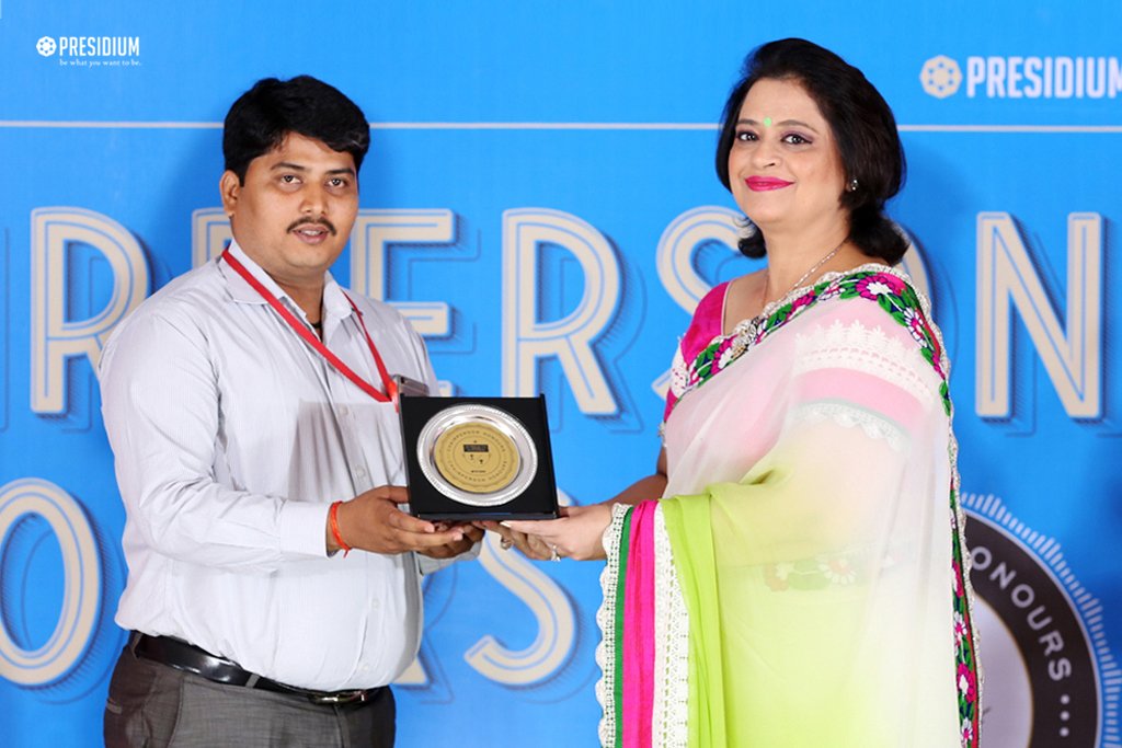 Presidium Gurgaon-57, CHAIRPERSON HONOURS FOR TEACHERS - SALUTING THE SPIRIT OF GURUS