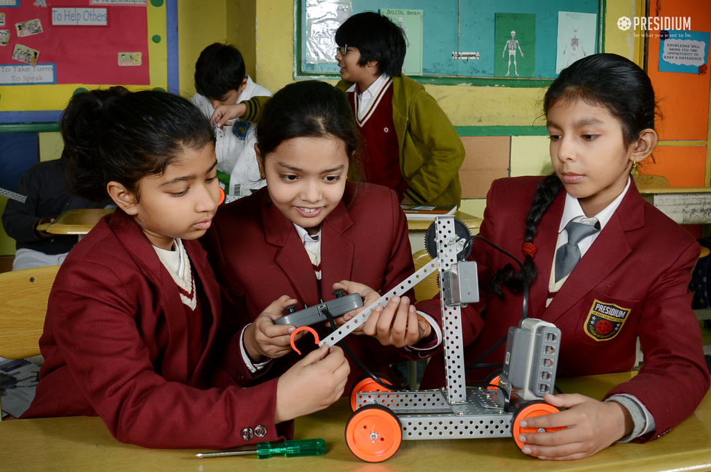 Presidium Punjabi Bagh, STUDENTS ENHANCE THEIR SKILLS WITH ROBOTICS CLASS