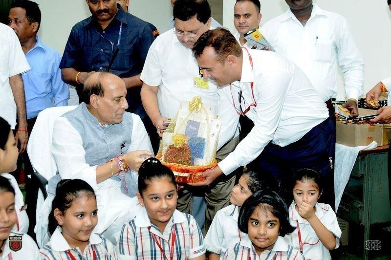 Presidium Rajnagar, PRESIDIANS CELEBRATE RAKSHABANDHAN WITH DIGNITARIES