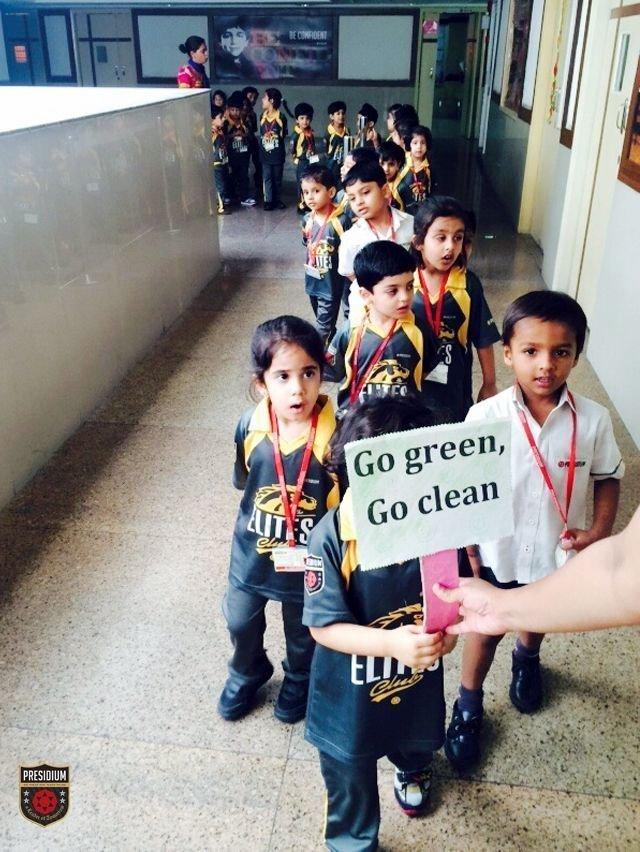 YOUNG PRESIDIANS ORGANISE A CLEANLINESS DRIVE IN THE WAKE OF PM SWACH BHARAT ABHIYAN