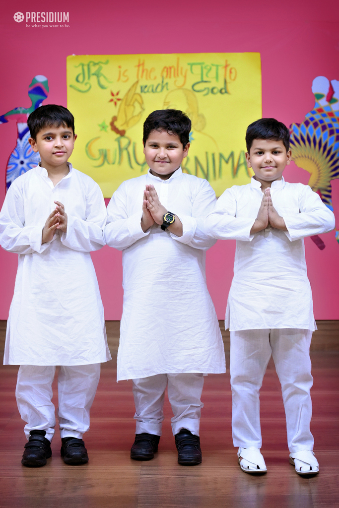 Presidium Pitampura, PRESIDIANS HONOUR THE GURUS FOR THEIR WISDOM ON GURU PURNIMA