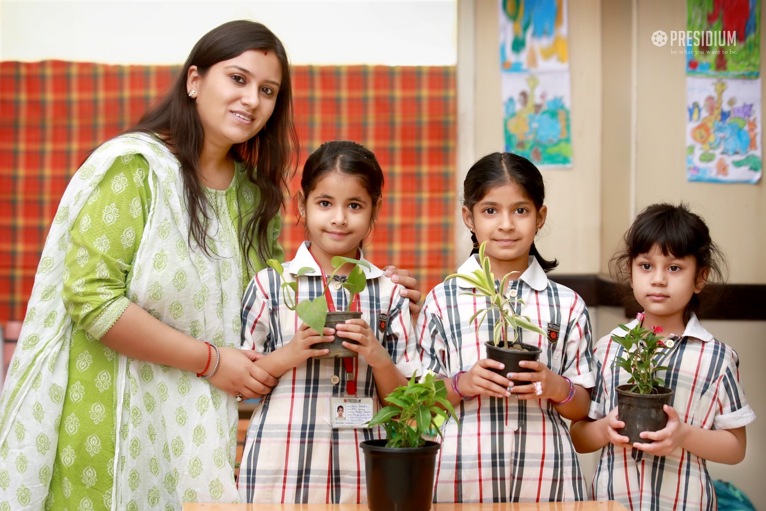 Presidium Indirapuram, PRESIDIANS CELEBRATE EARTH DAY WITH A PLEDGE TO SAVE ENVIRONMENT! 