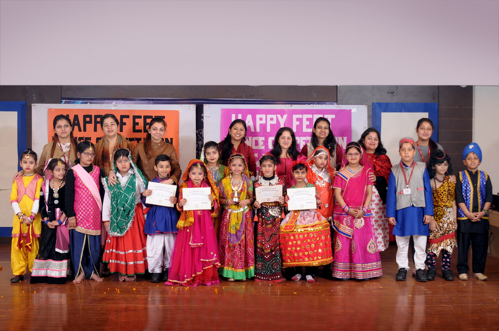 Presidium Gurgaon-57, HAPPY FEET COMPETITION: VIVACIOUS DANCERS SET THE STAGE ON FIRE!