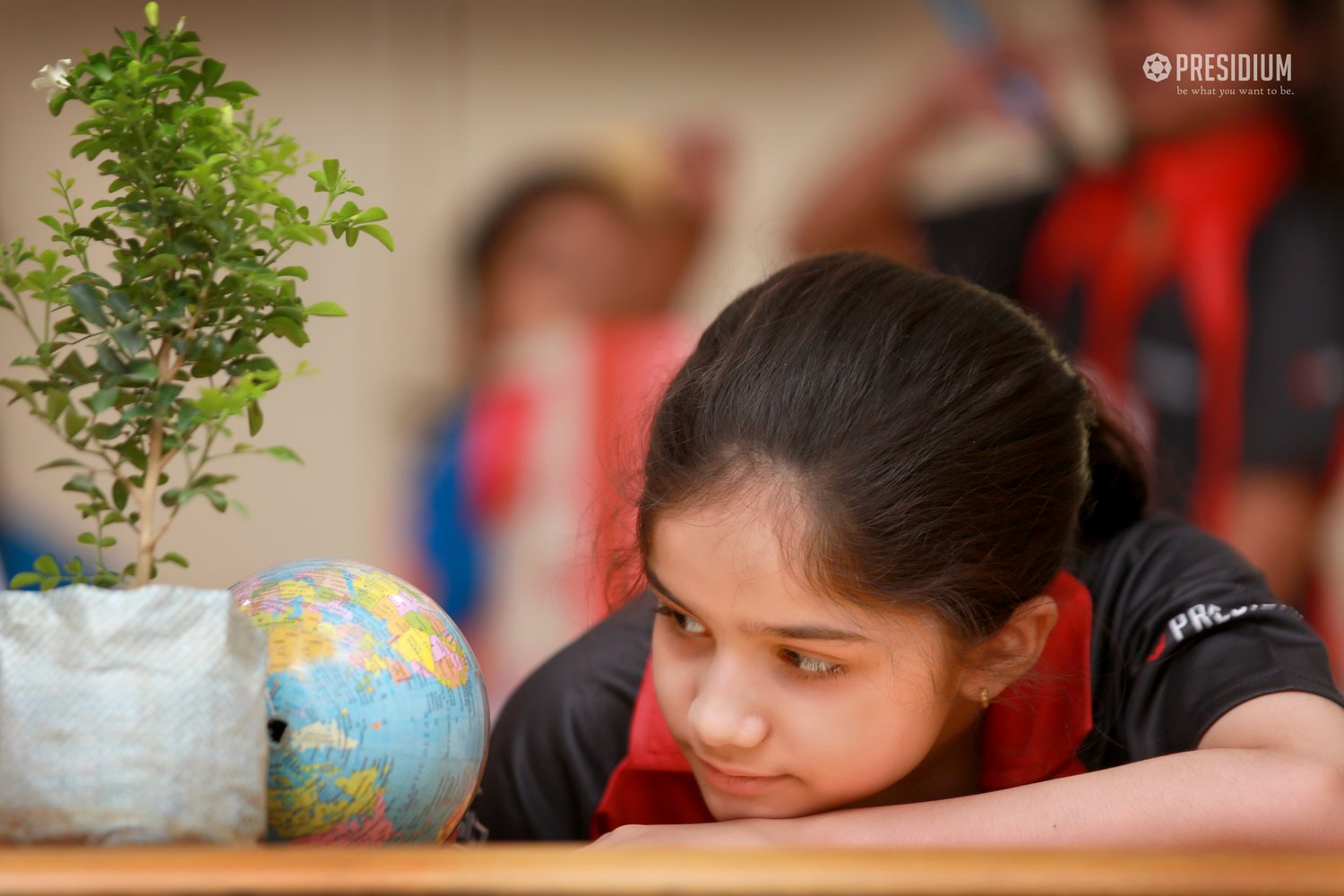 Presidium Indirapuram, PRESIDIANS CELEBRATE EARTH DAY WITH A PLEDGE TO SAVE ENVIRONMENT! 