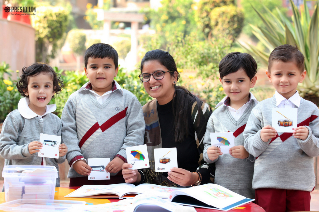 Presidium Dwarka-6, YOUNG PRESIDIANS ENJOY THE WONDERFUL STORY TIME WITH TEACHERS!