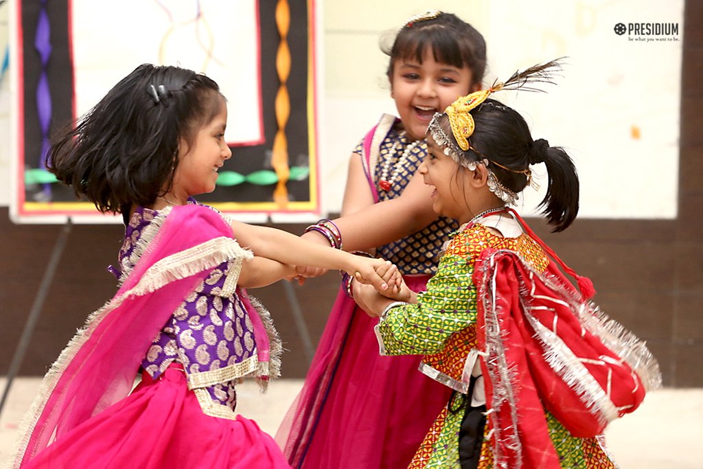 Presidium Indirapuram, HEAVENLY JANMASHTAMI CELEBRATIONS BY THE EXCITED PRE-PRIMARY WING Presidium Indirapuram, HEAVENLY JANMASHTAMI CELEBRATIONS BY THE EXCITED PRE-PRIMARY WING