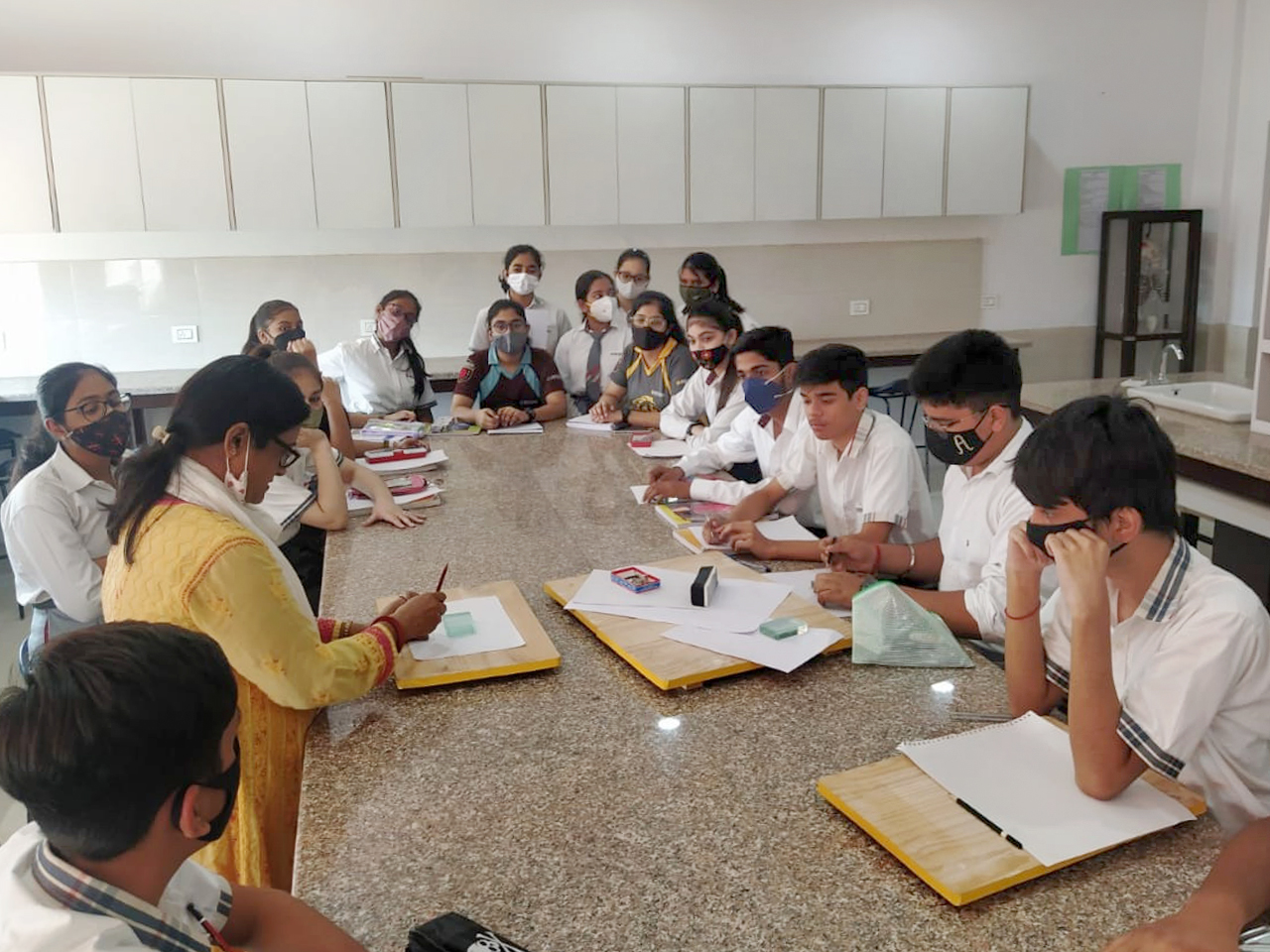 Presidium Rajnagar, STUDENTS PRACTICE THE ART OF INTROSPECTION!