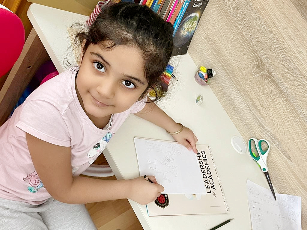 Presidium Gurgaon-57, STUDENTS CELEBRATE DAUGHTER’S DAY WITH A CARD MAKING ACTIVITY Presidium Gurgaon-57, STUDENTS CELEBRATE DAUGHTER’S DAY WITH A CARD MAKING ACTIVITY