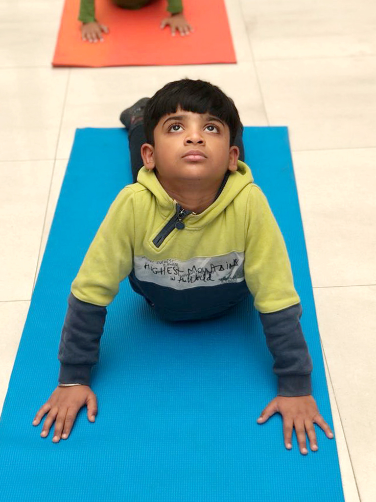 Presidium Rajnagar, STUDENTS LEARN ABOUT THE IMPORTANCE OF DOING YOGA