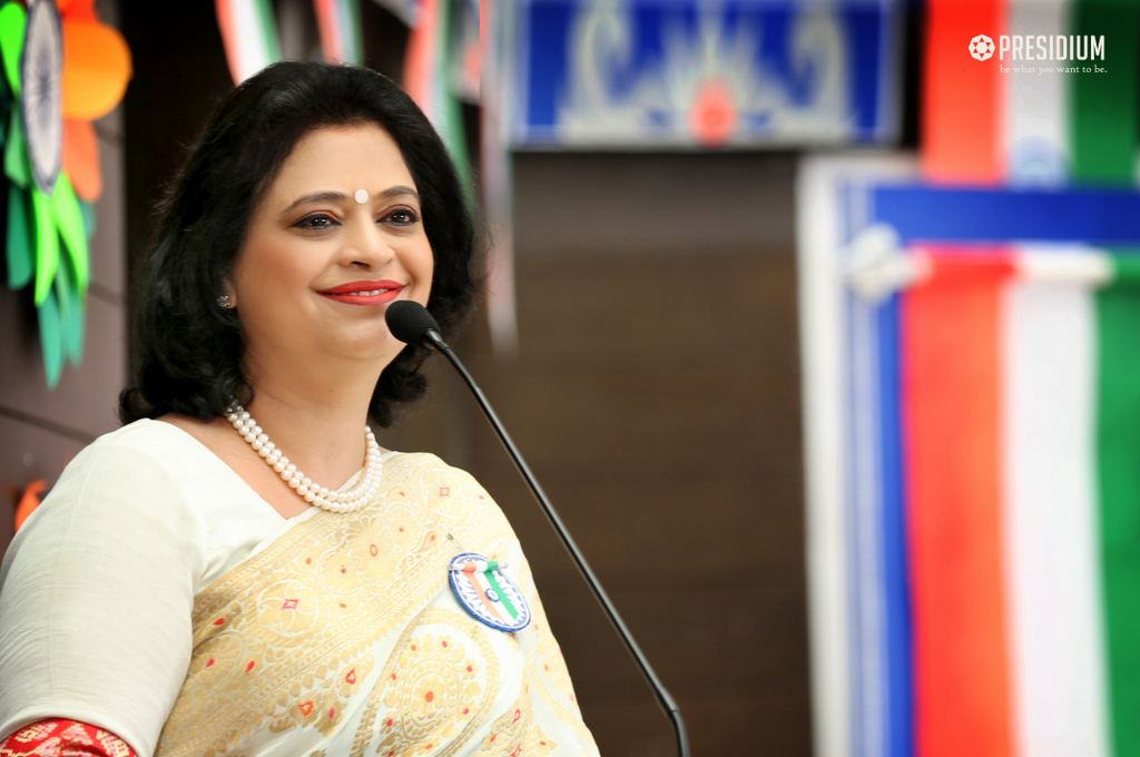 Presidium Indirapuram, MRS.SUDHA GUPTA GRACES THE GRAND INDEPENDENCE DAY CELEBRATION