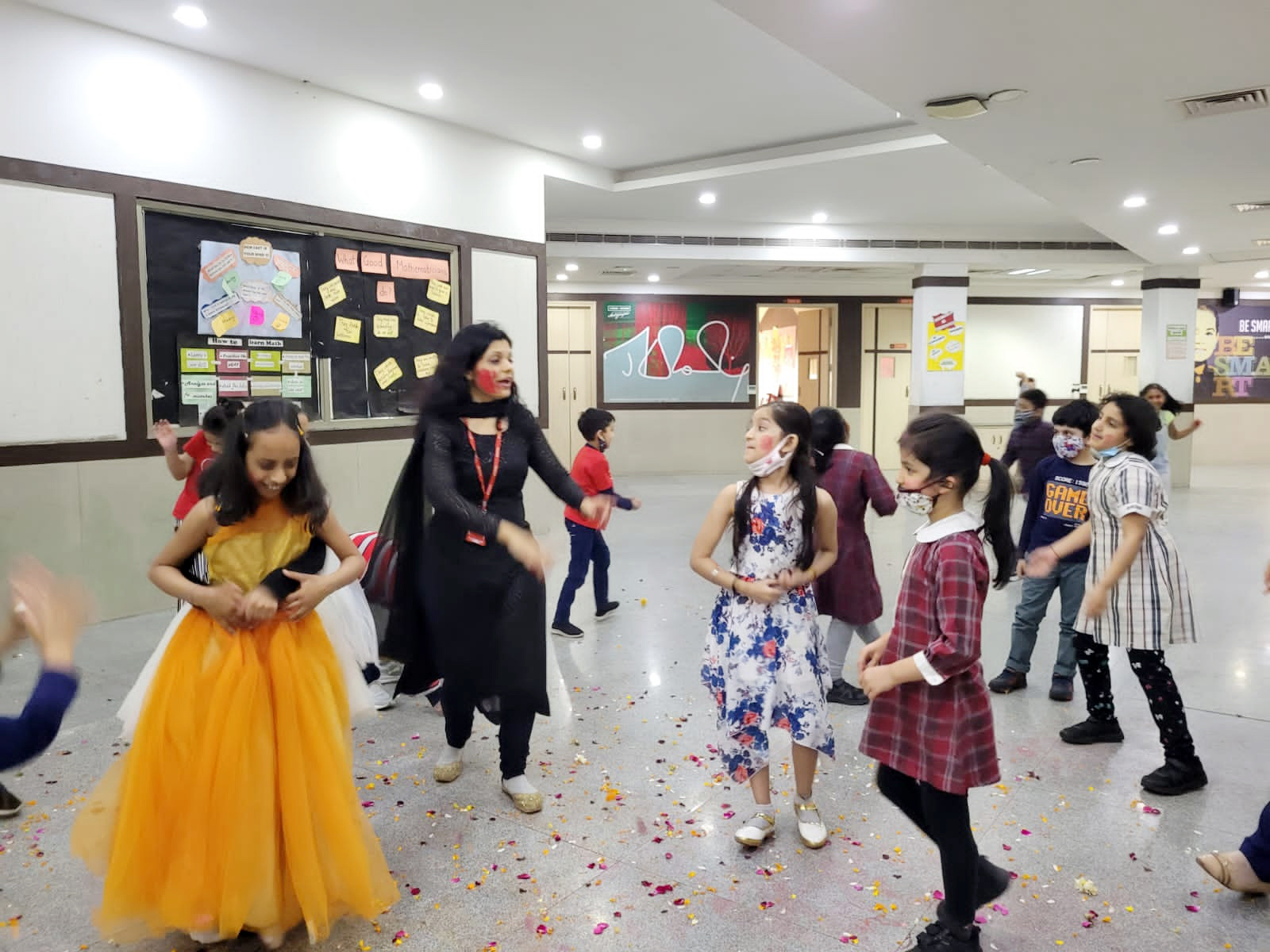 Presidium Gurgaon-57, STUDENTS CELEBRATE THE FESTIVAL OF COLOUR WITH ZEAL & ZEST!