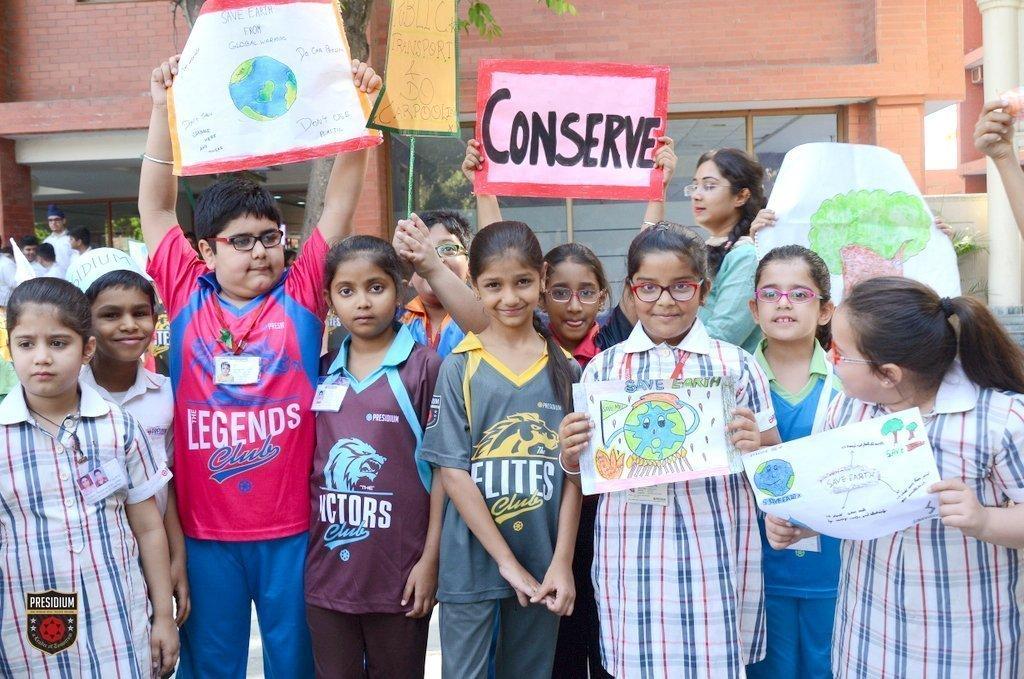 Presidium Indirapuram, PRESIDIANS OF INDIRAPURAM JOIN HANDS TO SAVE MOTHER EARTH Presidium Indirapuram, PRESIDIANS OF INDIRAPURAM JOIN HANDS TO SAVE MOTHER EARTH