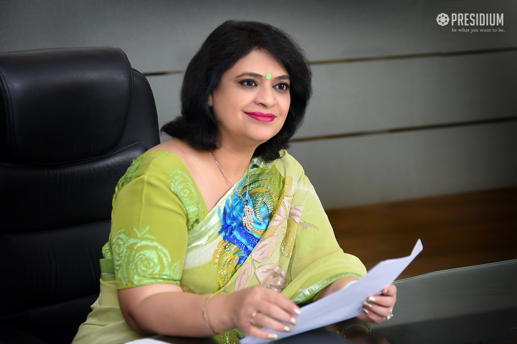 Presidium Indirapuram, MRS.SUDHA CONGRATULATES MENTORS FOR EXCELLENT CBSE GRADE 10 RESULTS 