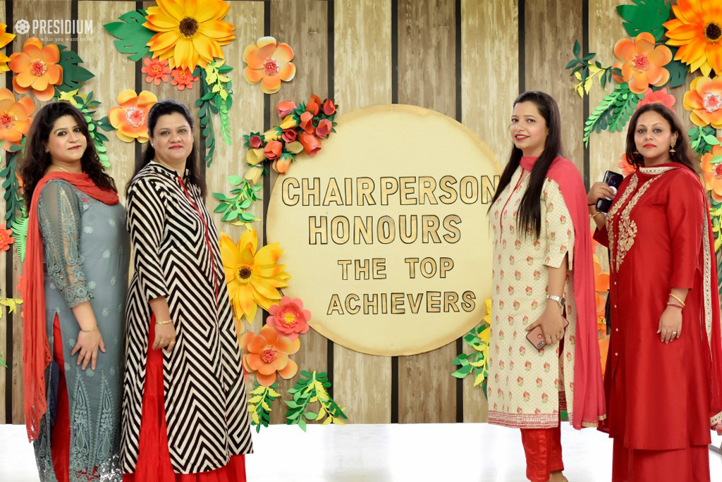 Presidium Punjabi Bagh, MRS. SUDHA GUPTA  HONOURS TEACHERS  AT CHAIRPERSON HONOURS