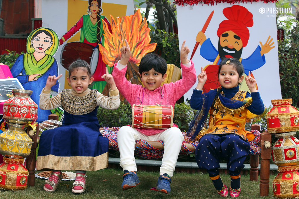 Presidium Punjabi Bagh, PRESIDIANS CELEBRATE LOHRI WITH SWEETS, SONGS, AND DANCE