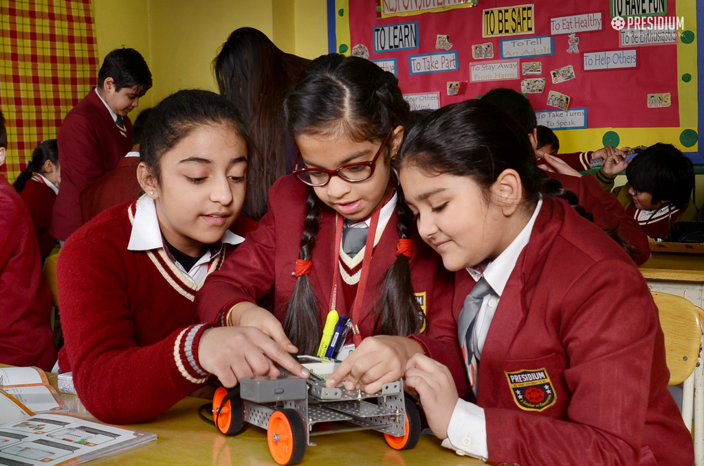 Presidium Punjabi Bagh, STUDENTS ENHANCE THEIR SKILLS WITH ROBOTICS CLASS