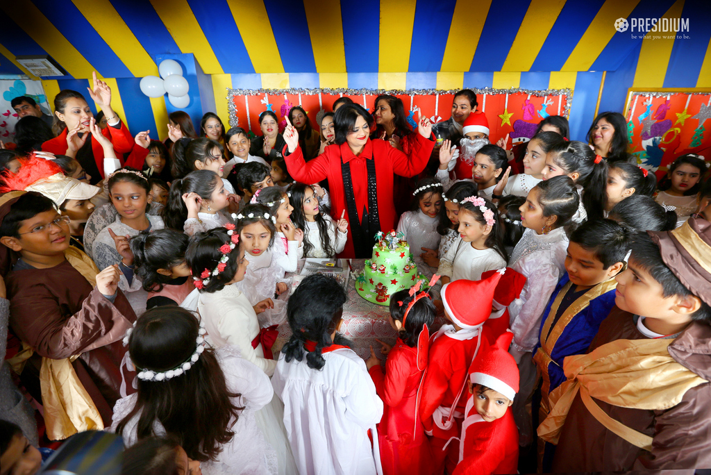 Presidium Punjabi Bagh, STUDENTS MARK CHRISTMAS WITH SUDHA MA’AM