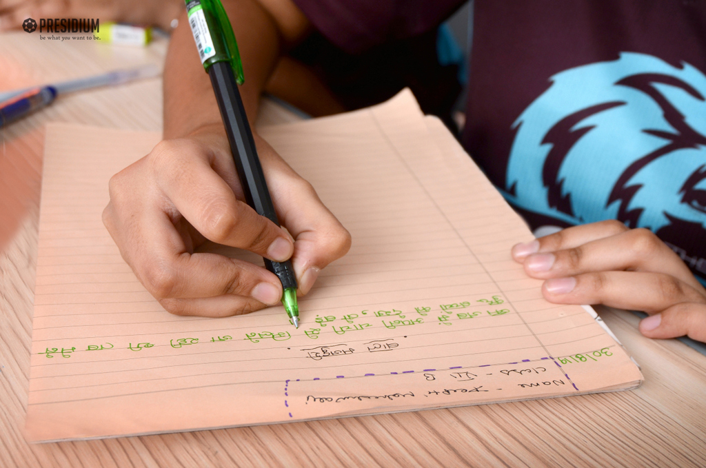 Presidium Rajnagar, STUDENTS WRITE STORIES IN A HINDI SUBJECT ACTIVITY