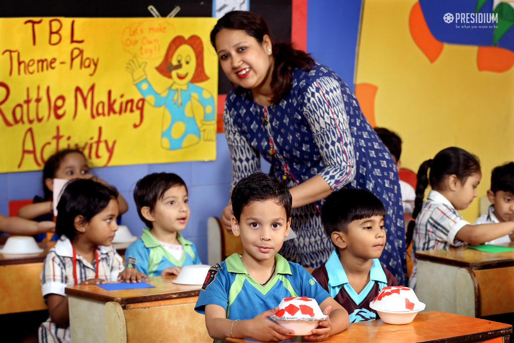 Presidium Dwarka-6, LITTLE MINDS OF PRESIDIUM LEARN TO MAKE RATTLES