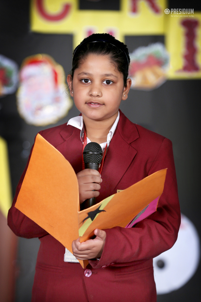 Presidium Vivek Vihar, SANTA CLAUS DISTRIBUTES GIFTS AT GRAND CHRISTMAS CELEBRATION 