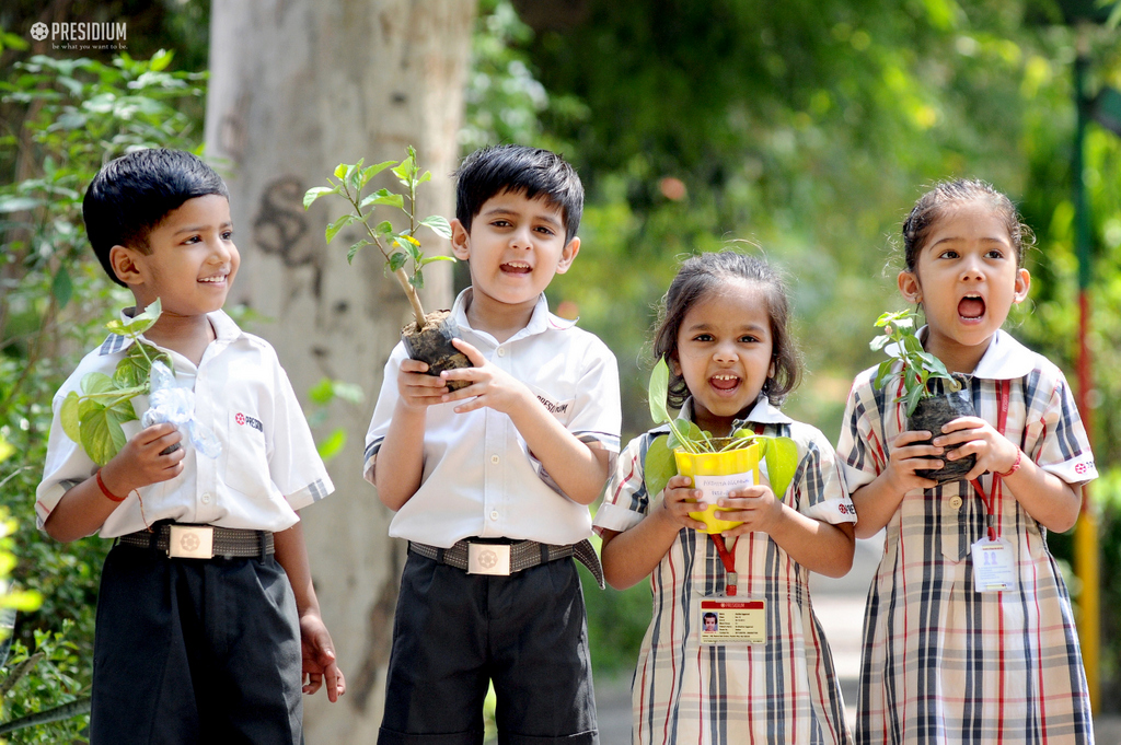 Presidium Vivek Vihar, SPREADING THE MESSAGE OF SAVING ENVIRONMENT ON WORLD EARTH DAY!