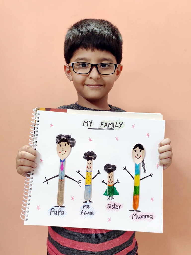 Presidium Dwarka-6, STUDENTS CELEBRATE WORLD FAMILY DAY WITH THEIR LOVELY FAMILIES!