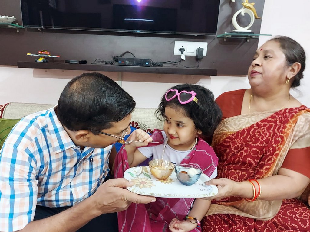 Presidium Indirapuram, PRESIDIANS PAY TRIBUTE TO THEIR LOVING GRANDPARENTS!