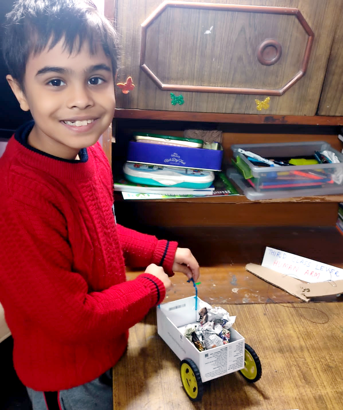 Presidium Vivek Vihar, ENGINEERS OF TOMORROW LEARN ABOUT DIFFERENT SIMPLE MACHINES