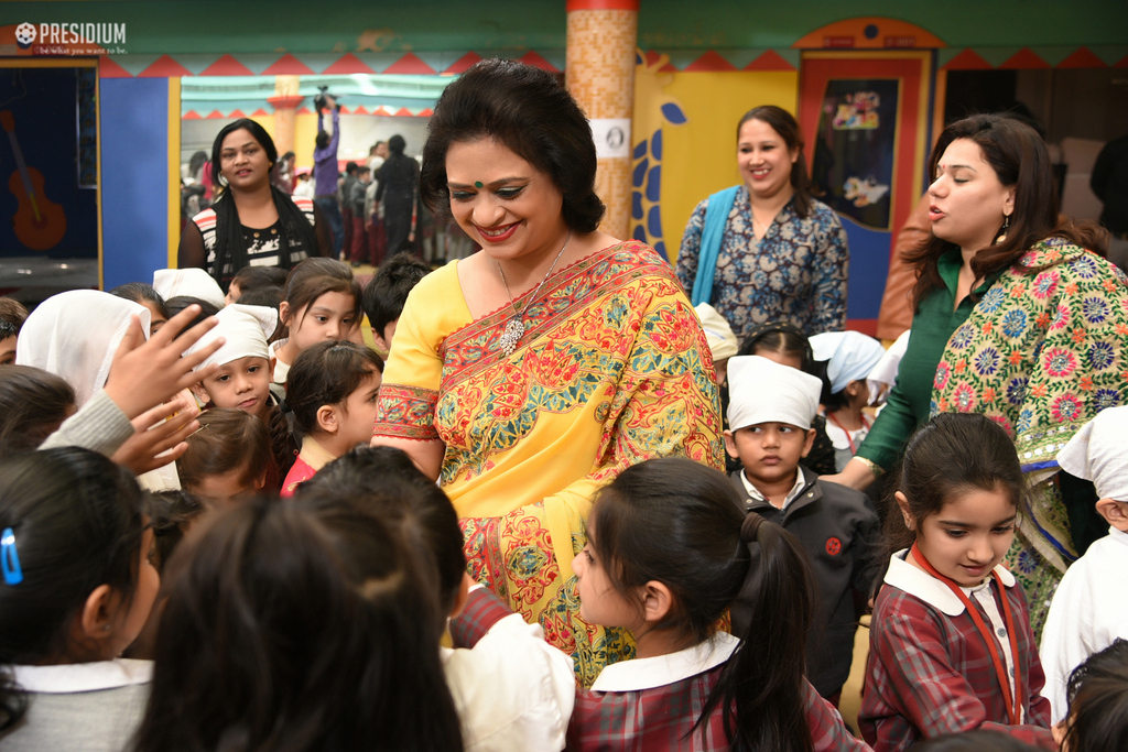 Presidium Dwarka-6, MRS.SUDHA GUPTA JOINS STUDENTS FOR GURU NANAK JAYANTI CELEBRATIONS