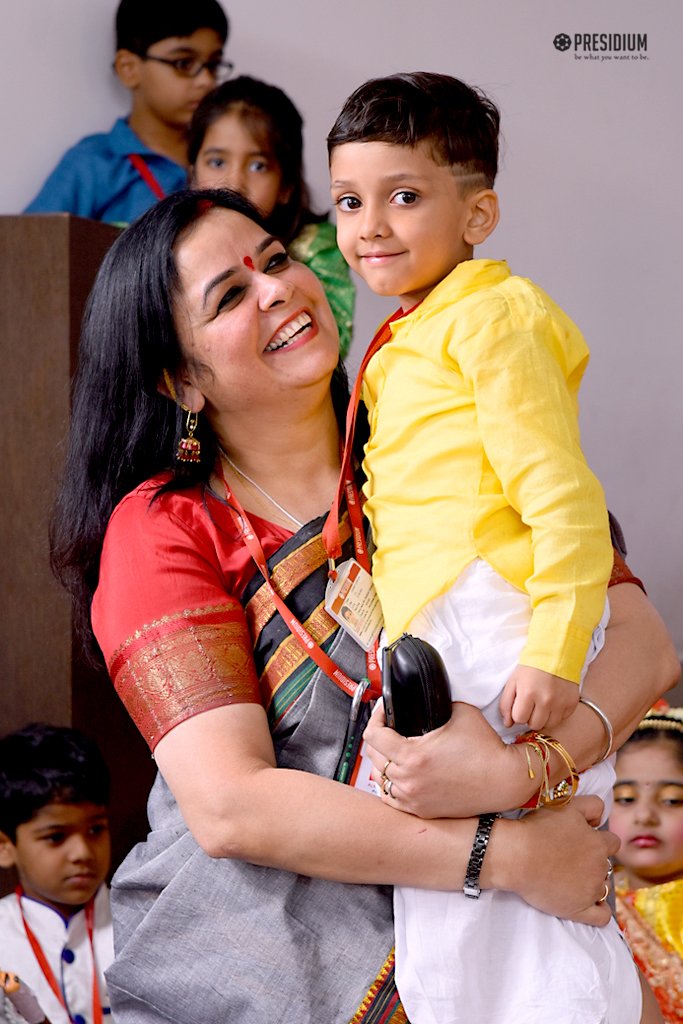 Presidium Gurgaon-57, PRESIDIANS CELEBRATE A BLISSFUL JANMASHTAMI WITH THEIR FRIENDS