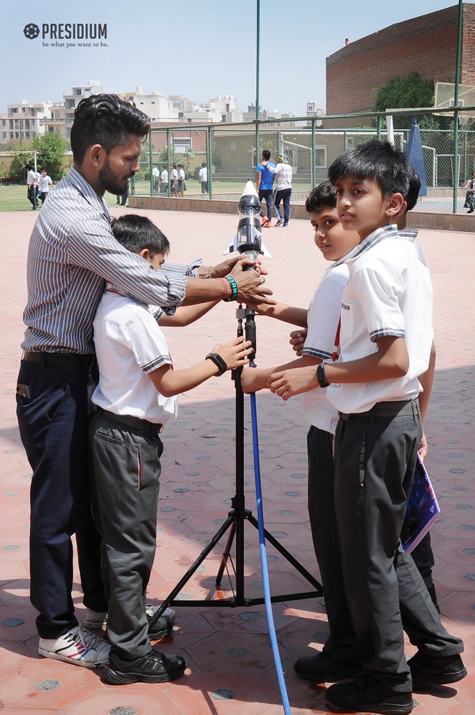 Presidium Gurgaon-57, PRESIDIANS INDULGE IN AN INTERESTING ASTRONOMY WORKSHOP!