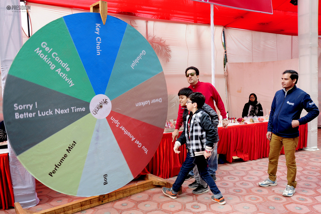 Presidium Gurgaon-57, CHRISTMAS FERVOUR AND MAGIC SPREADS AT THE CHRISTMAS CARNIVAL