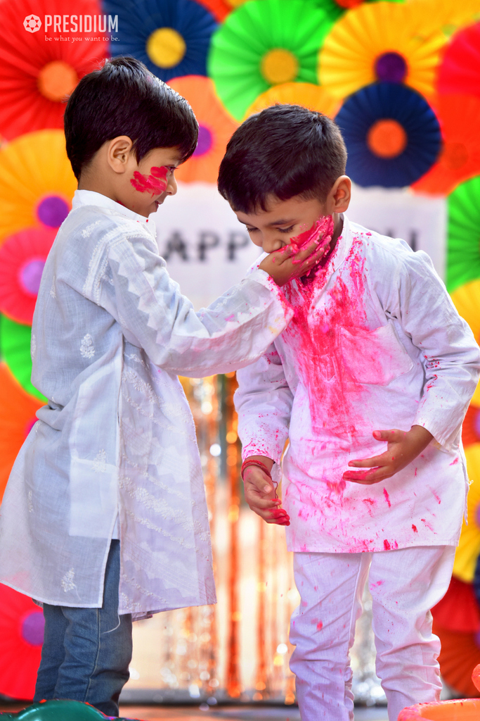 Presidium Punjabi Bagh, PRESIDIANS DRENCH IN THE COLOURS OF LOVE ON THE FESTIVAL OF HOLI